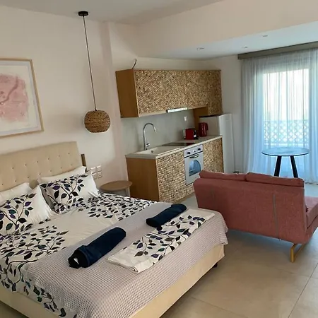Anax Apartment *