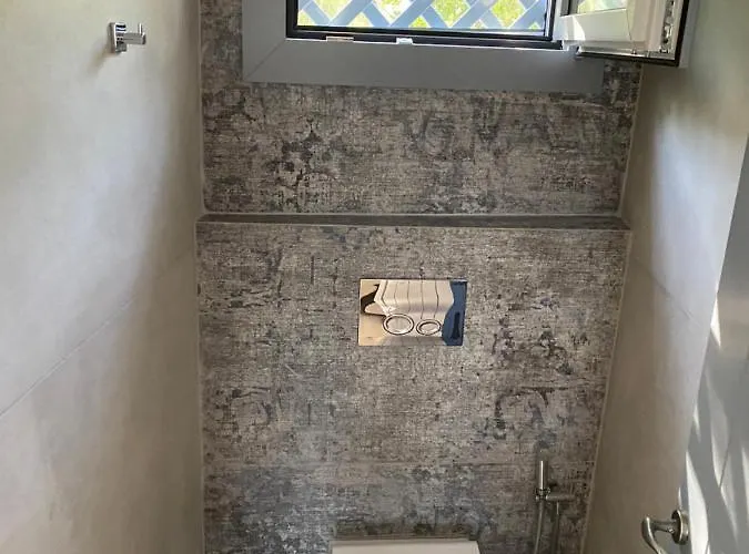 Anax Apartament Pera Gyalos